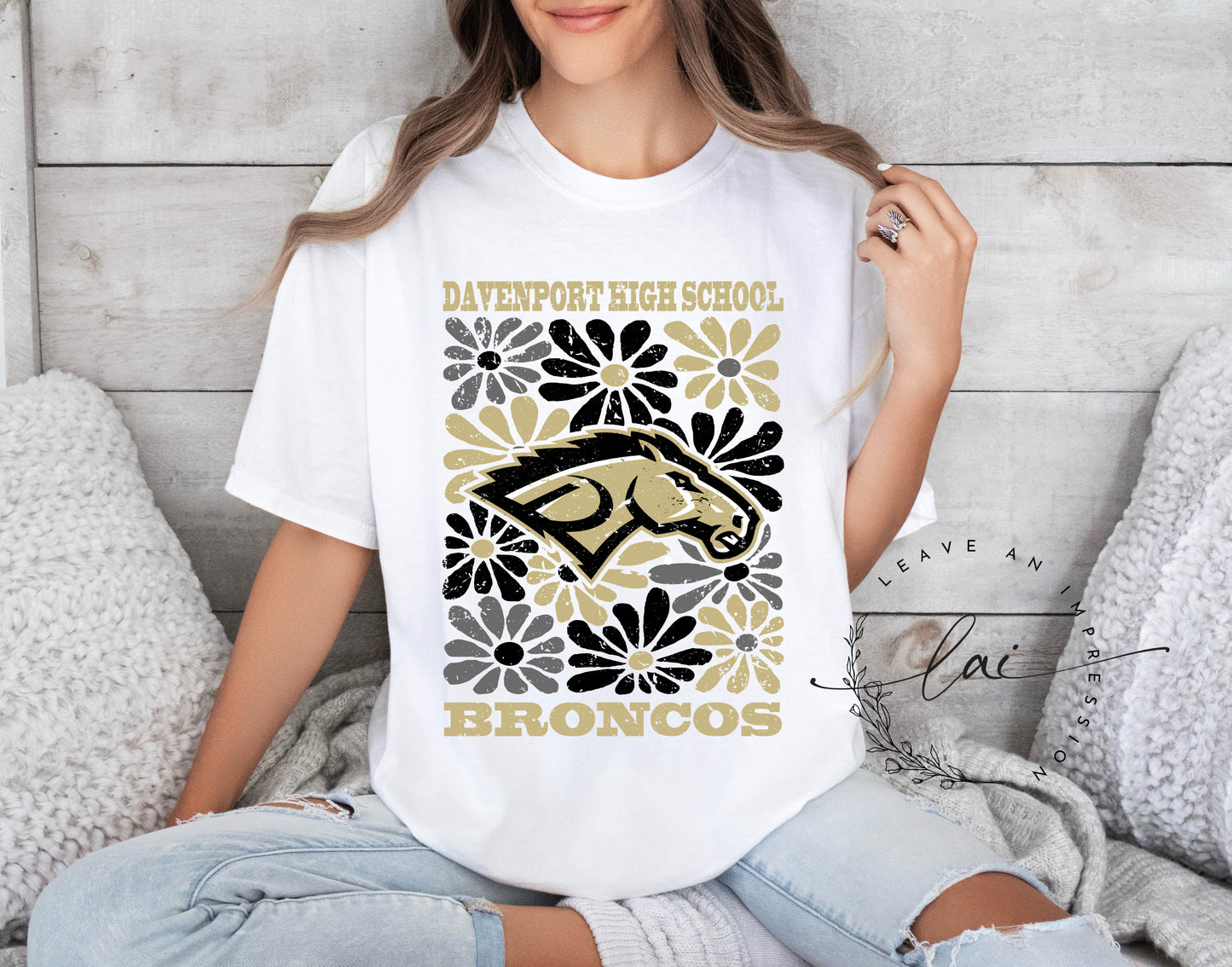 Davenport Broncos Floral