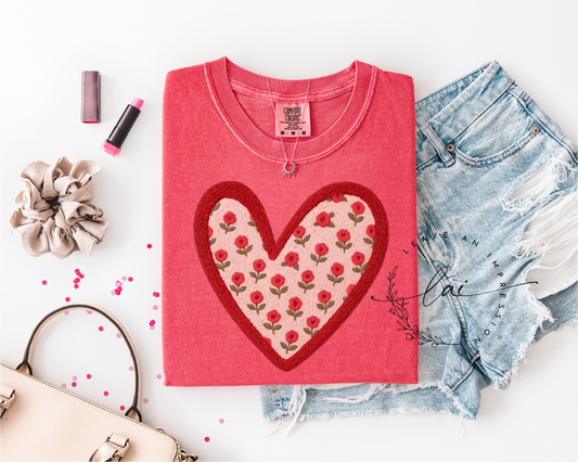 Faux Yarn Heart With Roses